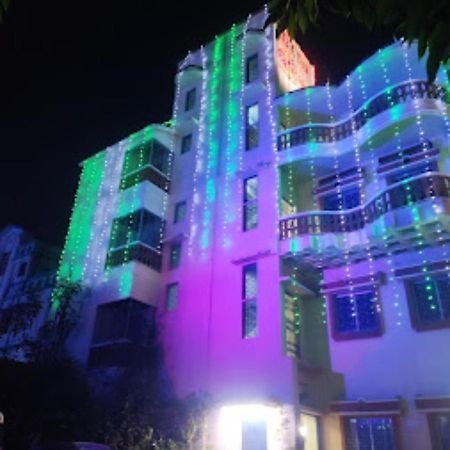 Roxy Inn,Cuttack Esterno foto