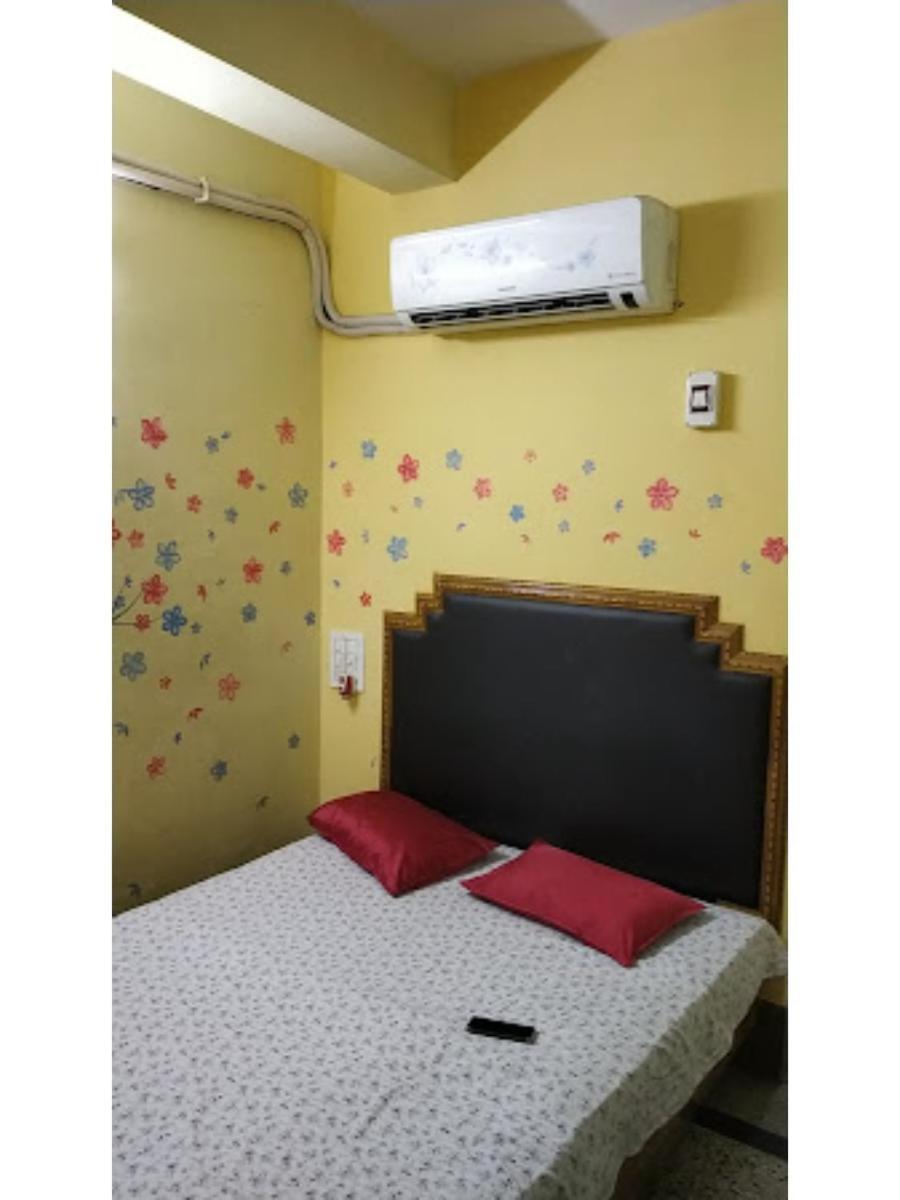 Roxy Inn,Cuttack Esterno foto
